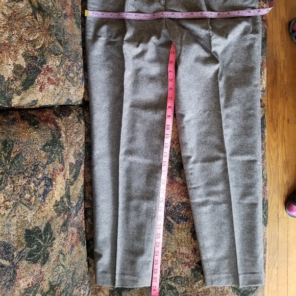 Vintage 90s, grey wool, lined, pleated dress pants, front pockets, M, Sevil - Picture 5 of 11